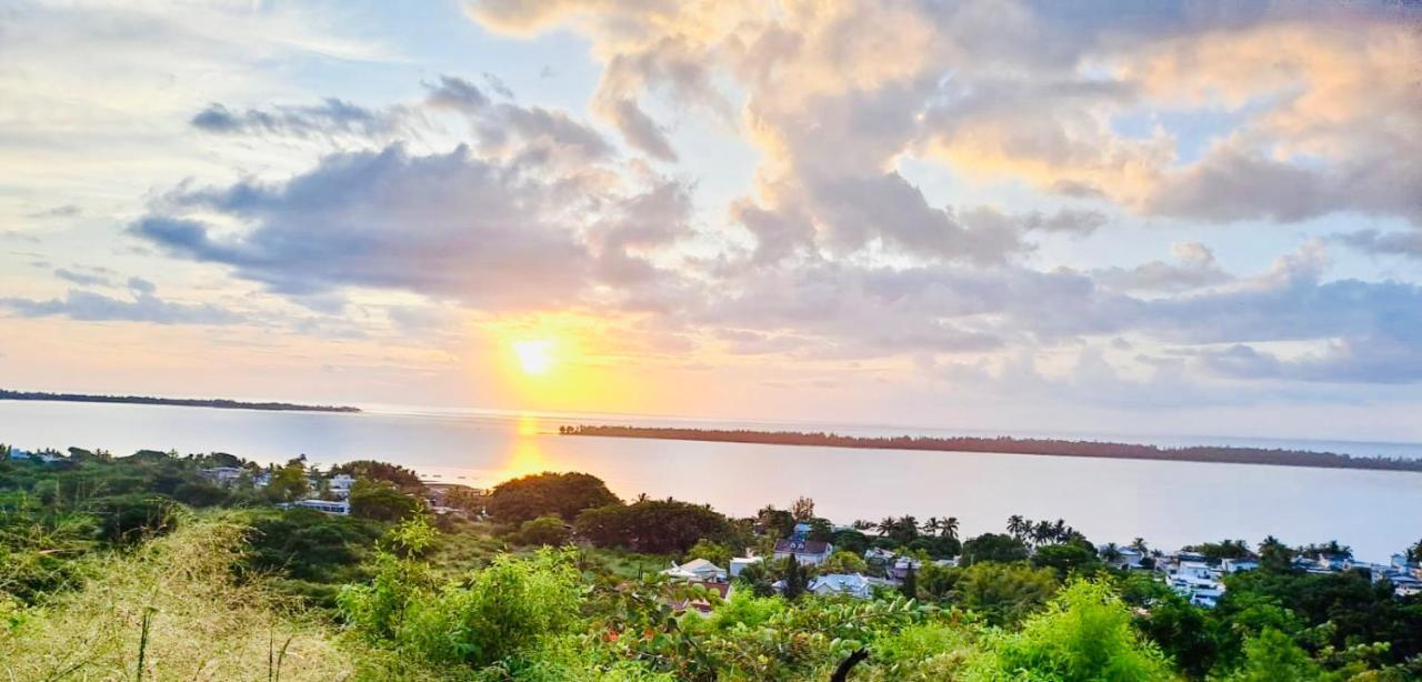 Lavender Hotel Le Morne Ngoại thất bức ảnh