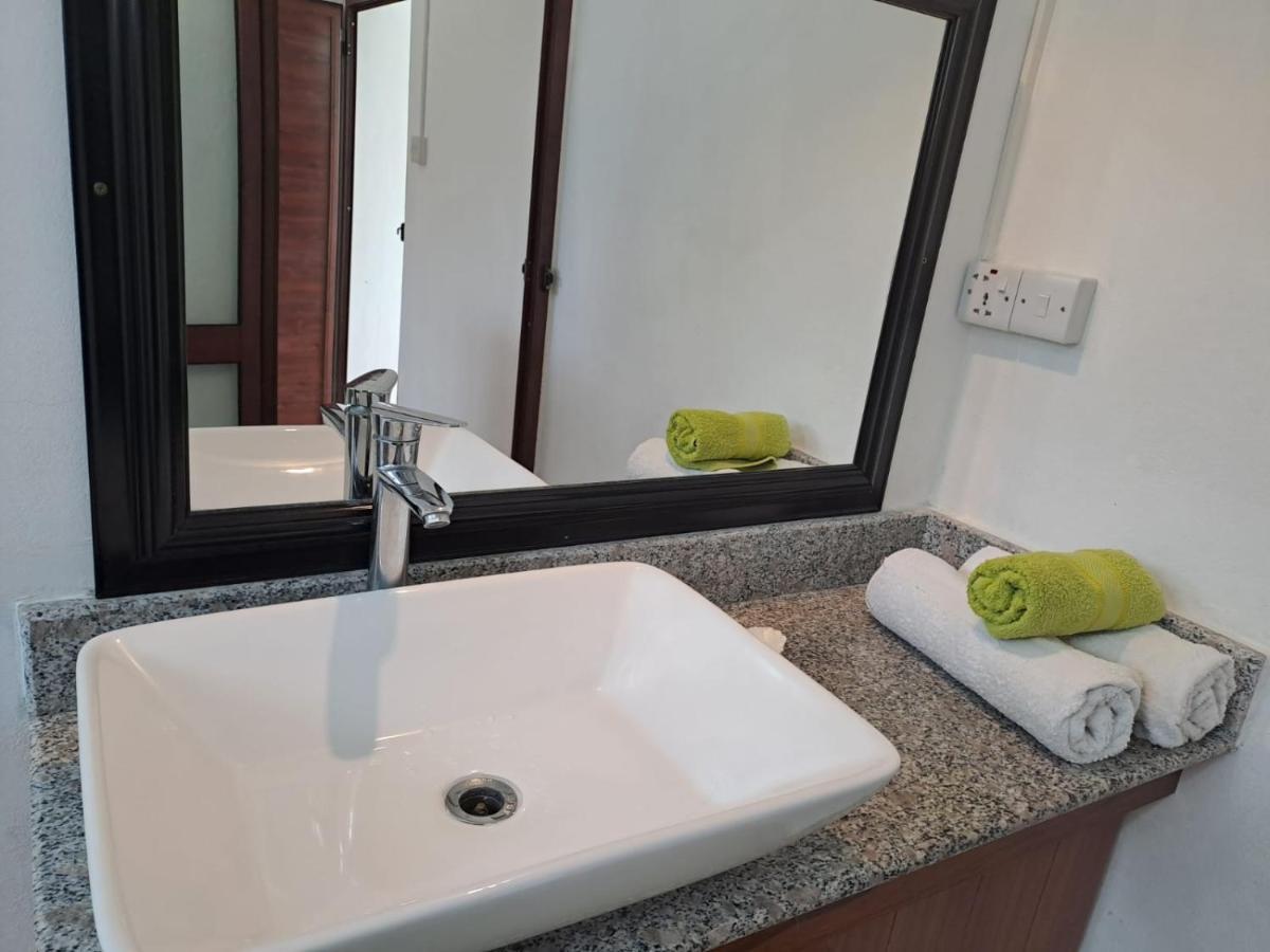 Lavender Hotel Le Morne Ngoại thất bức ảnh