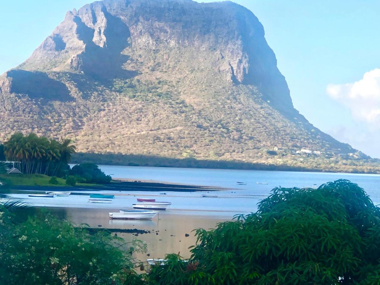 Lavender Hotel Le Morne Ngoại thất bức ảnh