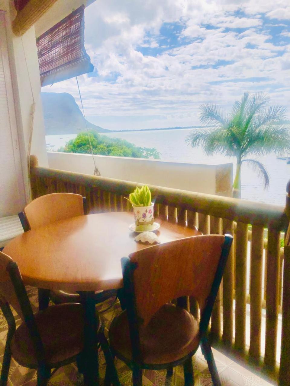 Lavender Hotel Le Morne Ngoại thất bức ảnh
